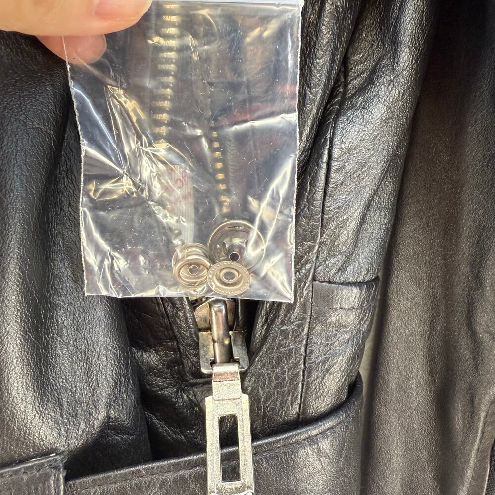 Virginia Slims Wear Leather Moto Jacket Women's M Black Heavy Duty Zippers VTG - Picture 12 of 15